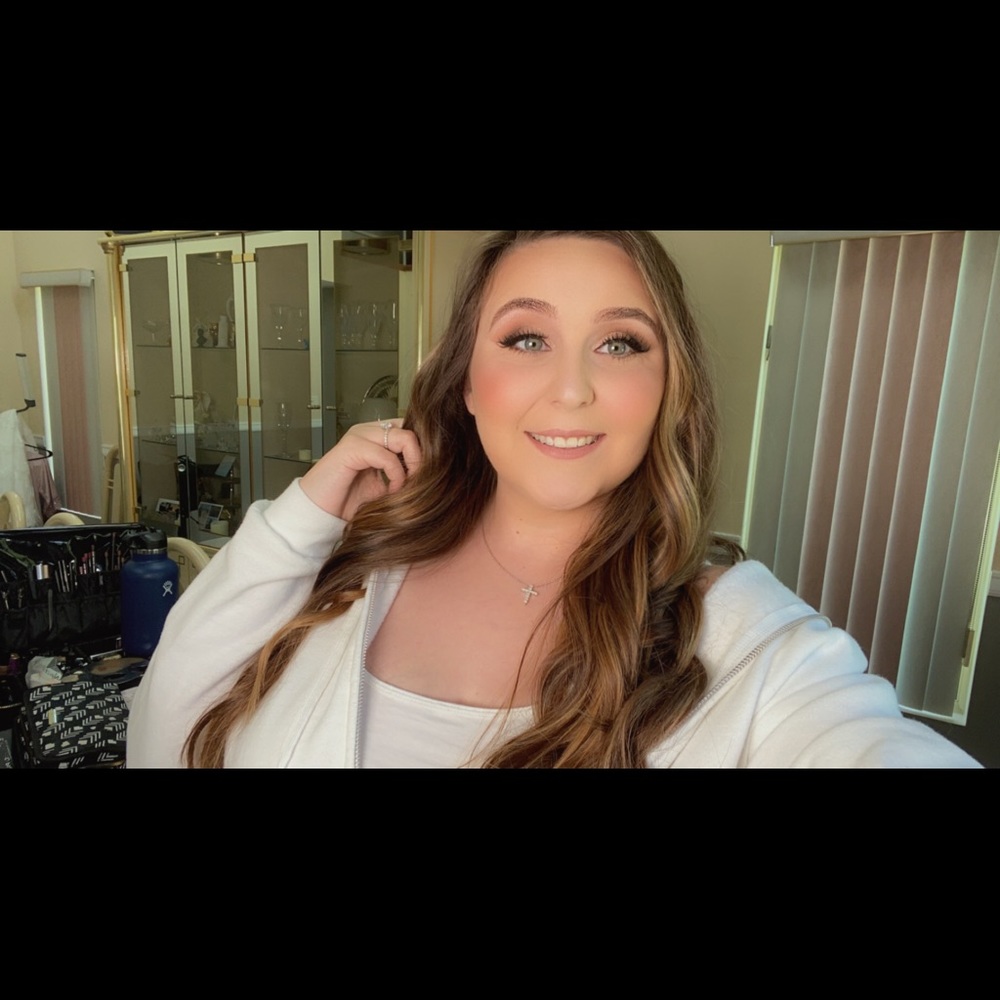 Meet your Posher, Krystle